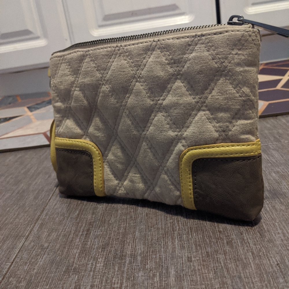 Simply Vera canvas wallet clutch 👛